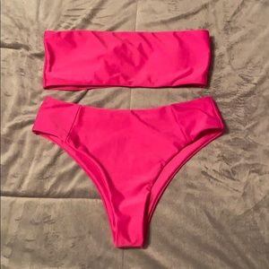 Hot pink bikini//SHEIN